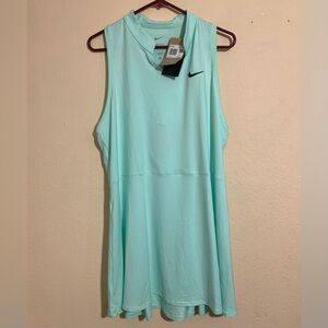 NIKE Slim-Fit Tennis Sport Dress Women’s 1X Light Green Color